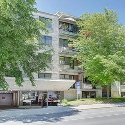 Rent this 2 bed apartment on 6 Park Place in Westmount, QC H4C 2Z6
