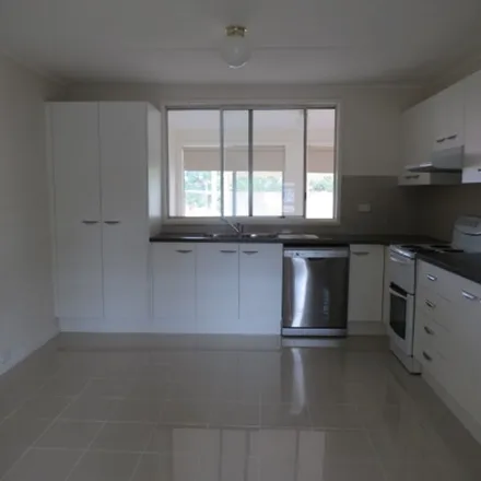 Image 1 - St.George, Vincent Street, Cessnock NSW 2325, Australia - Apartment for rent