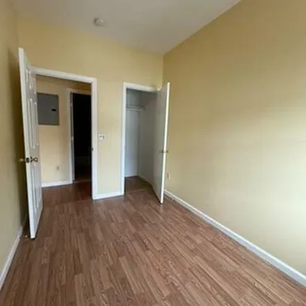 Rent this 3 bed apartment on 1142 Forest Avenue in New York, NY 10310
