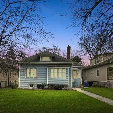 Buy this 3 bed house on 10507 South Prospect Avenue in Chicago, IL 60643