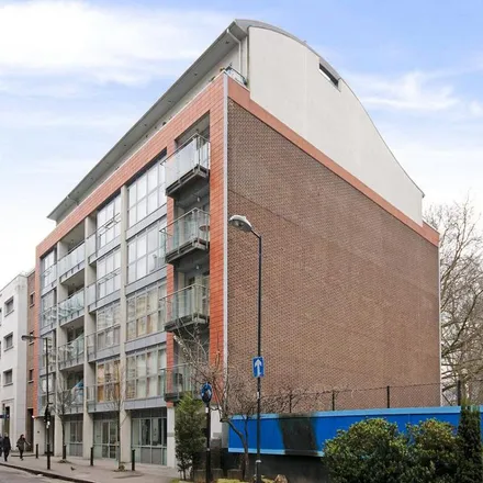 Image 2 - Matisse Court, 15-18 Featherstone Street, London, EC1Y 8SL, United Kingdom - Apartment for rent