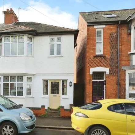 Buy this 3 bed duplex on Lifeways Complementary Health Centre in 30 Albany Road, Stratford-upon-Avon
