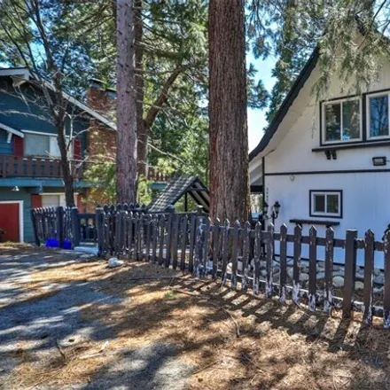 Image 3 - 24868 Basel Drive, Crestline, CA 92325, USA - House for sale