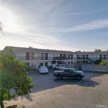 Buy this 16 bed house on 298 Cleveland Avenue in Montebello, CA 90640