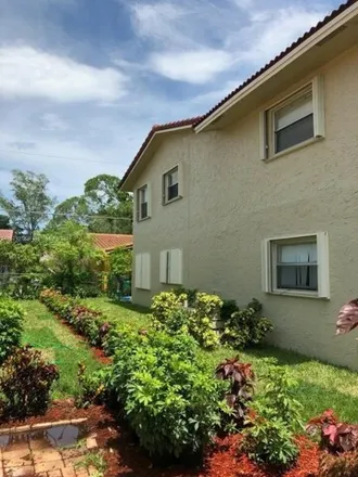 Image 2 - Riverside Drive, Coral Springs, FL 33065, USA - House for sale