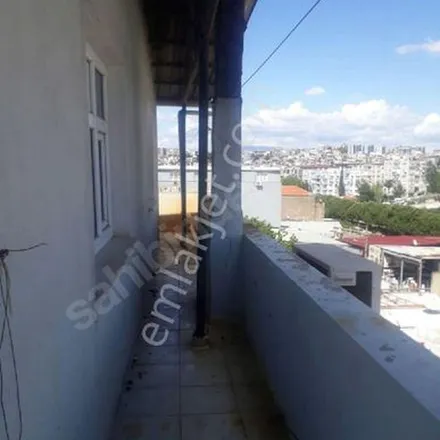 Rent this 1 bed apartment on unnamed road in 35120 Karabağlar, Turkey