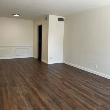 Rent this 1 bed apartment on 4139 Avondale Avenue in Dallas, TX 75219