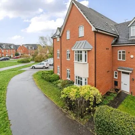 Buy this 3 bed townhouse on Flaxey Close in Lincoln, LN2 4GJ