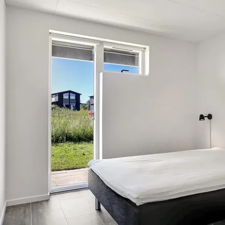 Rent this 3 bed house on 9900 Frederikshavn