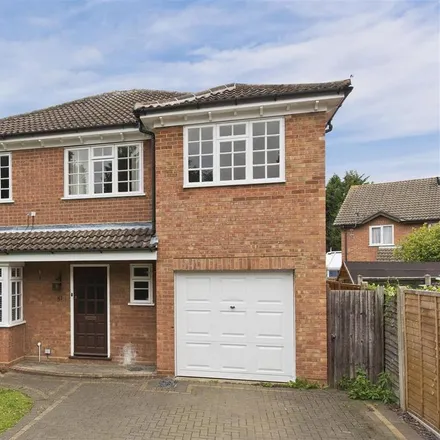 Rent this 6 bed house on Armadale Road in Woking, GU21 3LB
