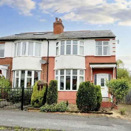 Buy this 3 bed duplex on 55 Bramcote Road in Beeston, NG9 1DW