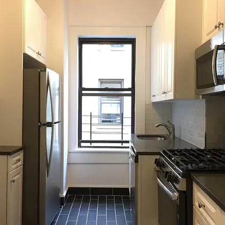 Rent this 2 bed apartment on The Bromley in 225 West 83rd Street, New York
