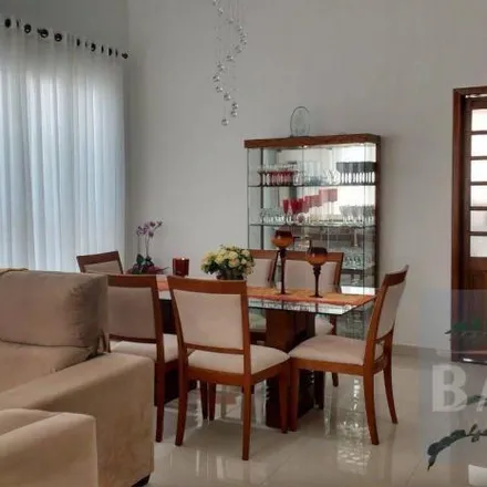 Buy this 2 bed house on Estrada Municipal Francisco Alves Monteiro in Independência, Taubaté - SP