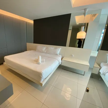 Rent this 2 bed apartment on Old Klang Road in Kuchai Lama, 58200 Kuala Lumpur