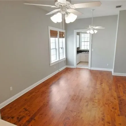 Image 8 - 2625 Saint Charles Avenue, New Orleans, LA 70130, USA - Condo for rent