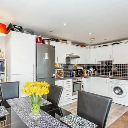 Image 9 - Christchurch Road, Southchurch Road, Southend-on-Sea, SS1 2PP, United Kingdom - Apartment for sale