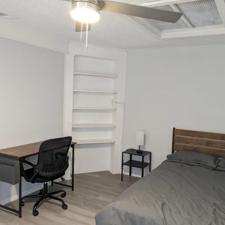 Image 1 - FL, US - Room for rent