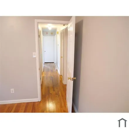 Rent this 3 bed apartment on Wendy's in Madison Avenue, Capitol Heights