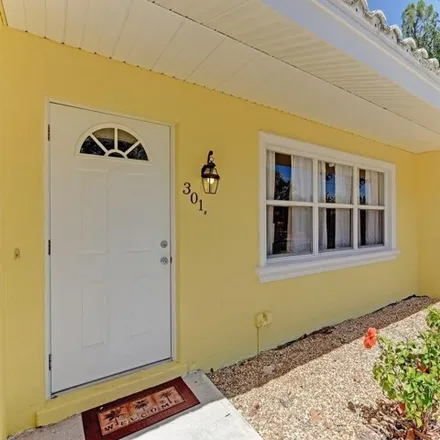 Rent this 2 bed apartment on 309 Avenida Madera in Bailey Hall, Siesta Key