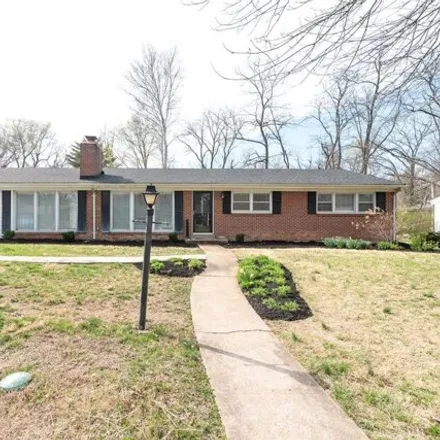 Rent this 3 bed house on 766 Wenneker Drive in Clayton, MO 63124