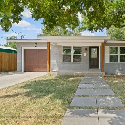 Rent this 3 bed house on 1174 West Mill Street in Highland Park, New Braunfels