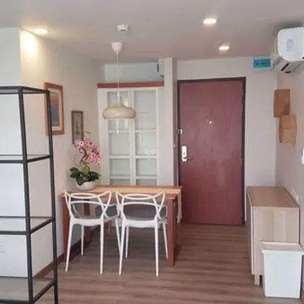Rent this 2 bed apartment on Sukhumvit soi 64/1 in Phra Khanong District, Bangkok 10260