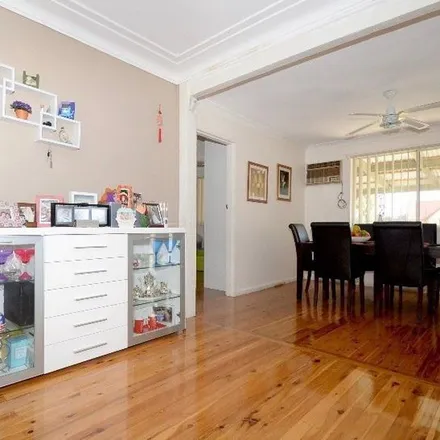 Image 5 - Dartford Street, Mount Pritchard NSW 2170, Australia - Apartment for rent