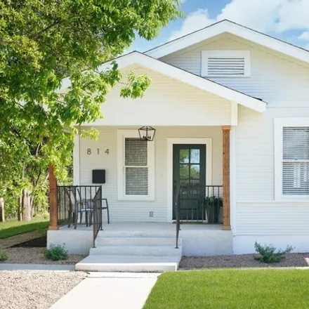 Buy this 3 bed house on 840 Lamar Street in San Antonio, TX 78202