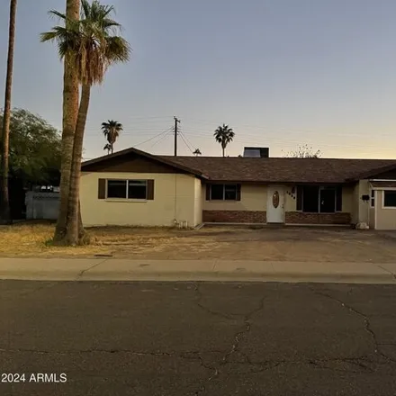 Buy this 5 bed house on 1555 West 7th Street in Tempe, AZ 85281