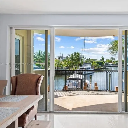 Buy this 2 bed condo on 1424 Southeast 12th Street in Lauderdale Harbors, Fort Lauderdale
