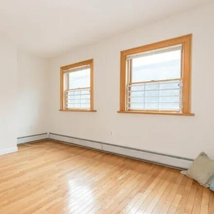 Image 2 - 266 6th St Unit 1, Jersey City, New Jersey, 07302 - House for rent