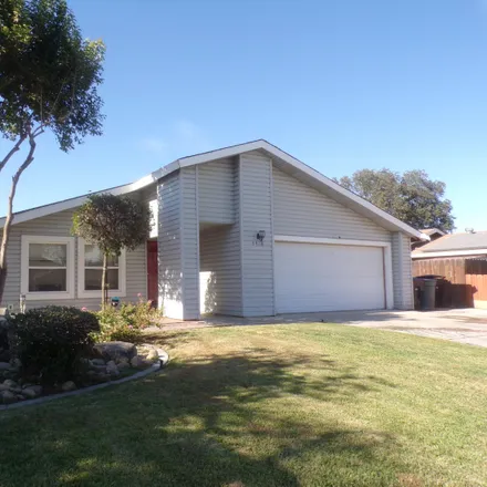 Buy this 3 bed house on 5418 West Laura Court in Visalia, CA 93277