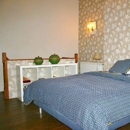 Rent this 1 bed house on Rue des Gauvannes in 08800 Les Hautes-Rivières, France
