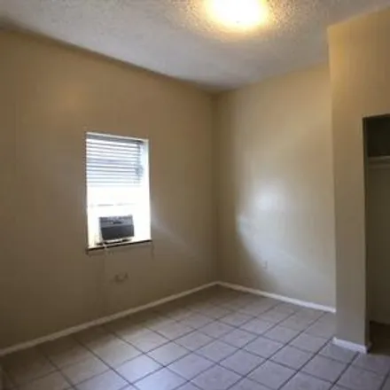 Image 5 - 1118 Baylor Avenue, San Marcos, TX 78666, USA - Apartment for rent