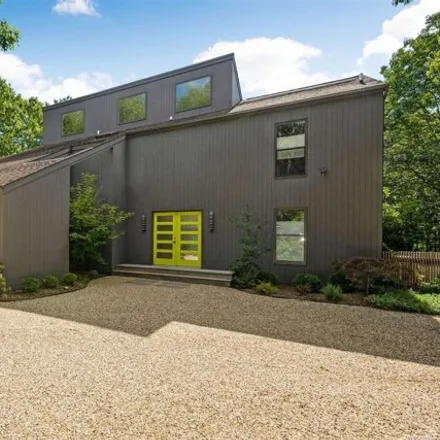 Rent this 4 bed house on 1 Deer Path in Village of Quogue, Suffolk County