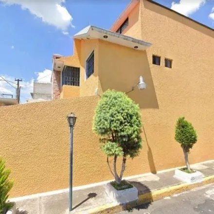 Buy this 5 bed house on Calle 302-A in Unidad Habitacional El Coyol, 07420 Mexico City