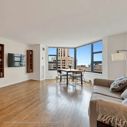 Image 3 - 401 East Ontario Street, Chicago, IL 60611, USA - Condo for sale