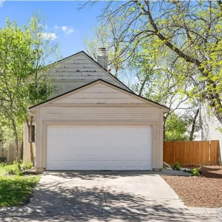 Buy this 2 bed house on 1009 Townley Circle in Longmont, CO 80501