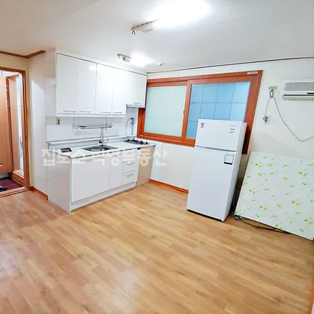Image 4 - 서울특별시 은평구 신사동 29-180 - Apartment for rent