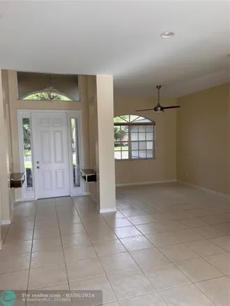Image 9 - 724 Grand Rapids Boulevard, Orangetree, Collier County, FL 34120, USA - House for rent