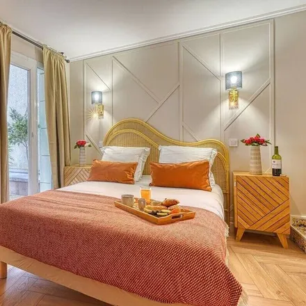 Rent this 1 bed apartment on Paris Courbevoie in Avenue Marceau, 92400 Courbevoie