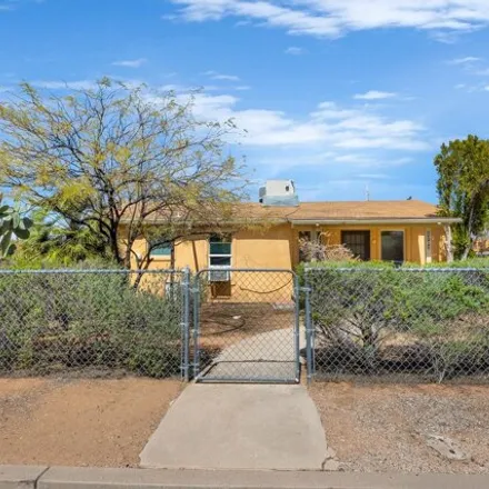 Buy this 2 bed house on 1677 East Adelaide Drive in Tucson, AZ 85719