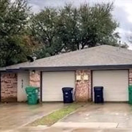 Rent this 3 bed house on 477 Gardenview Street in Denton, TX 76207