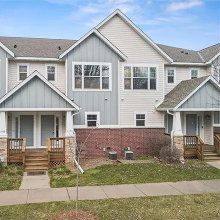 Buy this 2 bed house on 1475 East Magnolia Avenue in Saint Paul, MN 55106