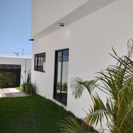 Buy this 4 bed house on unnamed road in Lomas de Tzompantle, 62130 Tetela Del Monte