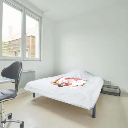 Rent this 1 bed room on 2 Rue Barni in 59000 Lille, France
