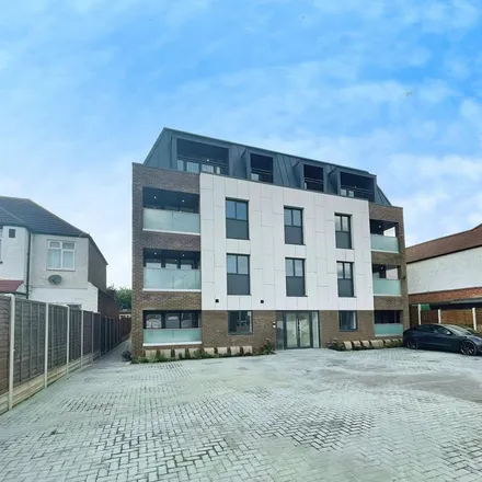 Rent this 1 bed apartment on Alec Reed Academy & John Chilton School in Western Avenue, London