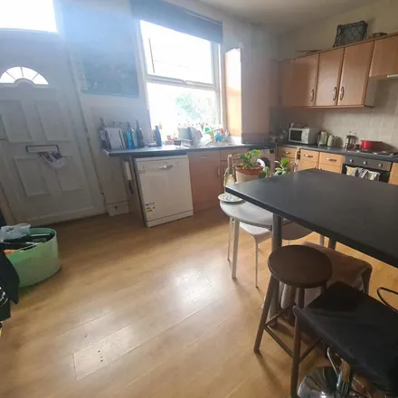 Rent this 4 bed house on St Ann's Avenue in Leeds, LS4 2PB