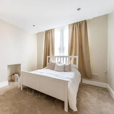 Image 3 - Harlesden Jubilee Clock, Sellons Avenue, London, NW10 4HL, United Kingdom - Apartment for rent