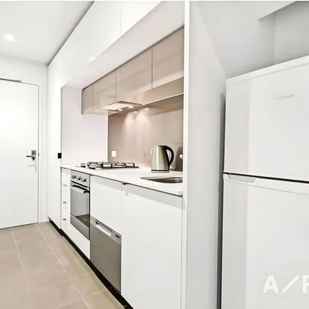 Rent this 1 bed apartment on MY80 in A'Beckett Street, Melbourne VIC 3000